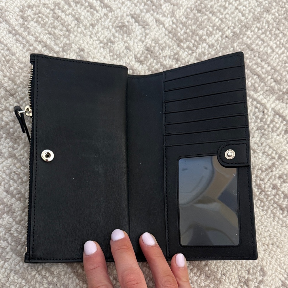 Kate Spade Wallet - Picture 2 of 3